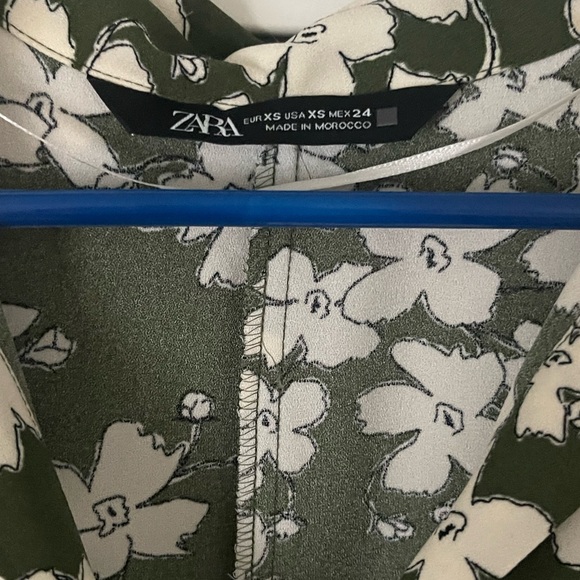 Zara Green and White Floral Long Sleeve Dress - Picture 3 of 6